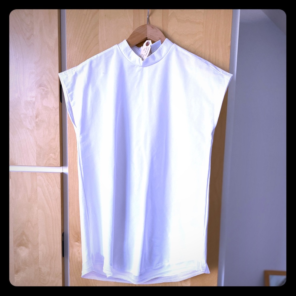 adidas sleeveless athletic top